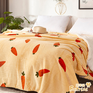 【Betrise】 Carrot | Anti-static Upgrade - Light Living Fresh Print Warm and Soft Golden Mink Fleece Double-Sided Blanket 150x200cm,  【Betrise】 Carrot | Anti-static Upgrade - Light Living Fresh Print Warm and Soft Golden Mink Fleece Double-Sided Blanket 150x200cm