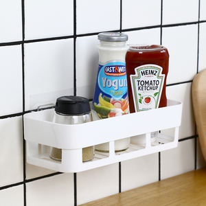 Seamless triangle storage basket