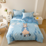 【複製】純天絲滑到回不去！ 大版印花 &times; 100% 天絲，睡感質感雙升級，天絲控、比得兔粉都瘋狂入手！  PETER RABBIT&trade; 比得兔 &times; V&A 博物館聯名 40 支純天絲｜正版授權｜多款可選 床包兩用被 4 件組，全新到貨！, , large