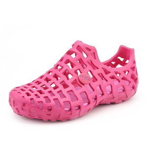 Breathable Couple Clogs