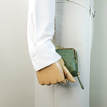 【M2nd】Ostrich kiss lock clutch, , large