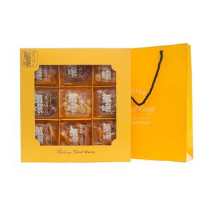 Dried fruits and nuts gift box