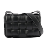 BOTTEGA VENETA 小羊皮Padded Cassette枕頭編織包/小款/黑色/金釦, , large