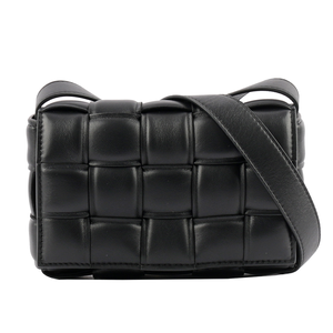 BOTTEGA VENETA 小羊皮Padded Cassette枕頭編織包/小款/黑色/金釦