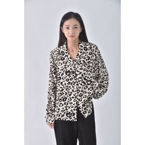 (M) 【陳喬恩私服】anine bing豹紋杏色襯衫上衣二手衣