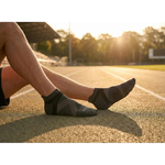 [凱美棉業] 3雙組 三色各一  MIT台灣製 頂級 吸汗除臭 小耳朵 船型足弓襪運動襪 加厚除臭 24-28cm, , large