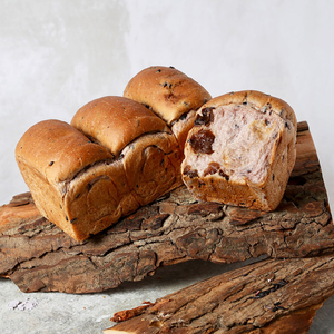 PASADENA Hand-Shredded Toast with Organic Purple Rice & Longan,  PASADENA Hand-Shredded Toast with Organic Purple Rice & Longan