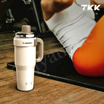 【TKK】T-One 彈蓋冰壩杯 316不鏽鋼x陶瓷噴塗 直飲+吸管 保冰保溫 運動隨身杯 1200ML(握把式)-霞光藍, , large