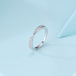 【CF鑽飾】戒指 莫桑鑽《眷戀》排鑽線戒, , large