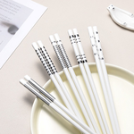 陶瓷筷子組 5雙入【4色可選】 25cm 禮盒 黑白 陶瓷筷 赫本風 陶瓷 筷子 套裝 耐高溫 簡約 送禮 方筷 白瓷筷, , large