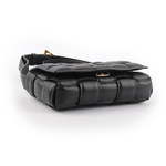 BOTTEGA VENETA 小羊皮Padded Cassette枕頭編織包/小款/黑色/金釦, , large