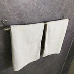 [熊好貼國際]毛巾架 單桿90cm 浴巾架 (SGS認證不銹鋼)凹凸紋路牆面皆可貼 無痕掛勾掛鉤 牆掛 浴室收納, , large