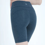 YOGA FLOW Slim Shorts - 3D剪裁修身五分褲 - 蒲藍 Modern Denim, , large