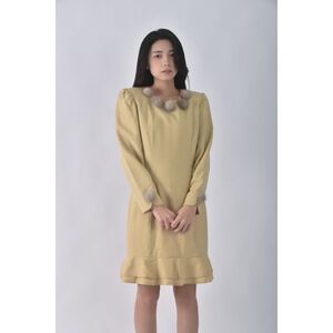 (XS（含）以下) ms gracy墊肩魚尾黃色上衣二手衣