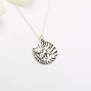 【Angel & Me】沉睡 虎斑貓 Cat s925 純銀 項鍊 生日 情人節 禮物 快速出貨,  【Angel & Me】沉睡 虎斑貓 Cat s925 純銀 項鍊 生日 情人節 禮物 快速出貨