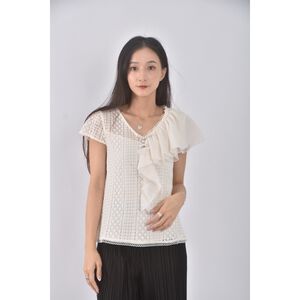 (M) heraya蕾絲珍珠拼接杏色短袖上衣二手衣