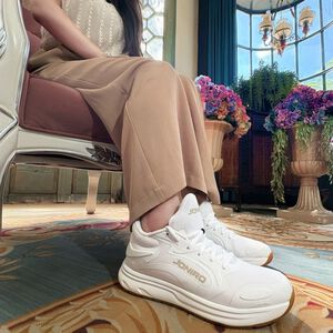 【JONIRO】台灣製造 Buzzer 運動鞋 女鞋 經典款 休閒鞋 百搭 白色 復古 小白鞋(部分鞋款有現貨)