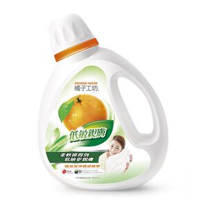 橘子工坊天然低敏親膚濃縮洗衣精-1800ml