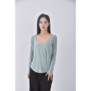 (S) beyond yoga圓領綠色長袖上衣二手衣