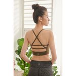 YOGA FLOW Suria Bra - 撞色網紗短版上衣 - 抹茶綠 Jungle Green, , large