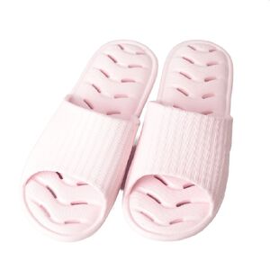 Indoor slippers