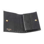 PRADA 浮雕Logo 水波紋皮革二折零錢袋短夾/黑色, , large