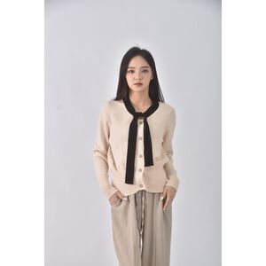 (S) hijini韓牌質感綁帶杏色外套二手衣