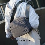 【YUNJOIN】Tech 橫式多層斜跨包-黑色, , large