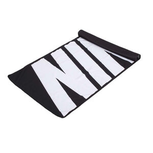 [秉宸] NIKE COOLING TOWEL MEDIUM 毛巾 黑白 涼感運動毛巾 N1007587010NS 23SU