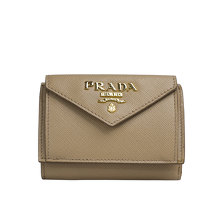 PRADA 浮雕Logo防刮皮革信封造型迷你三折短夾/藕粉色