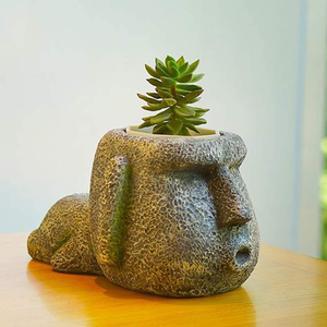 moai-storage-holder