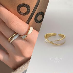 【Gulicc 】古莉可 戒指 金色交叉滴釉氣質女戒