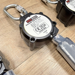 WIN五金 台灣製造FKS BOST  SLD-RTW-1.5M單顆(單顆) 織帶高空作業防墜器 通過認證CE EN 織帶防墜器 安全帶 捲吊防墜器 防墬器, , large