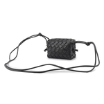BOTTEGA VENETA Candy Loop 小羊皮迷你相機斜背包/黑色, , large