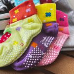 [凱美棉業] 10雙組 隨機出色 MIT台灣製 純棉止滑童襪(幼童版1-3歲)-草莓寶貝款, , large
