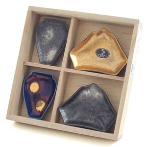 [豐名日本餐具] 珍味盤四客入組  限量款 有田燒 / C00GP0-84