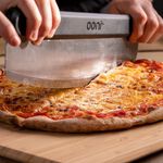 [OONI戶外窯烤爐]不鏽鋼披薩刀(半月形搖刀) Pizza Cutter Rocker Blade 切刀 刀具 烹飪工具 輪刀 pizza切刀, , large