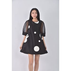 (S) moma質感黑色洋裝二手衣