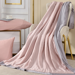 【Betrise】Moonlight Pink/Gray | C Energy Series 60-count 100% Pure Tencel Light-Quenched Graphene Quilt/Four Seasons Quilt 5X6.5 feet per set (with 2 free pillowcases of the same style), , large