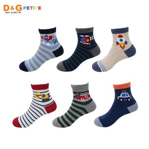 【D&G KIDS】挖土機1/2童襪<白,17-21cm>男童 短襪 交通工具 飛機 直升機 火箭 挖土機 消防車 警車