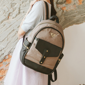 【iwow】 Classic Backpack / Khaki