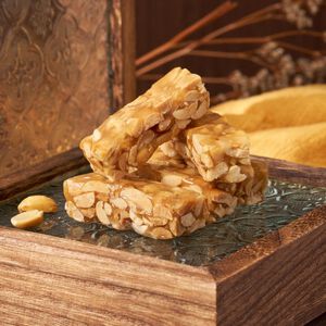 新包裝優惠 花生糖 古早味 麥芽糖 花生軟糖 日本進口海藻糖 年貨 茶點 下午茶 點心 名產 快速出貨【周周生活】