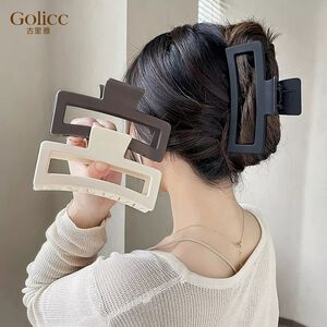 【Gulicc】古莉可 髮夾方型鏤空大鯊魚髮夾