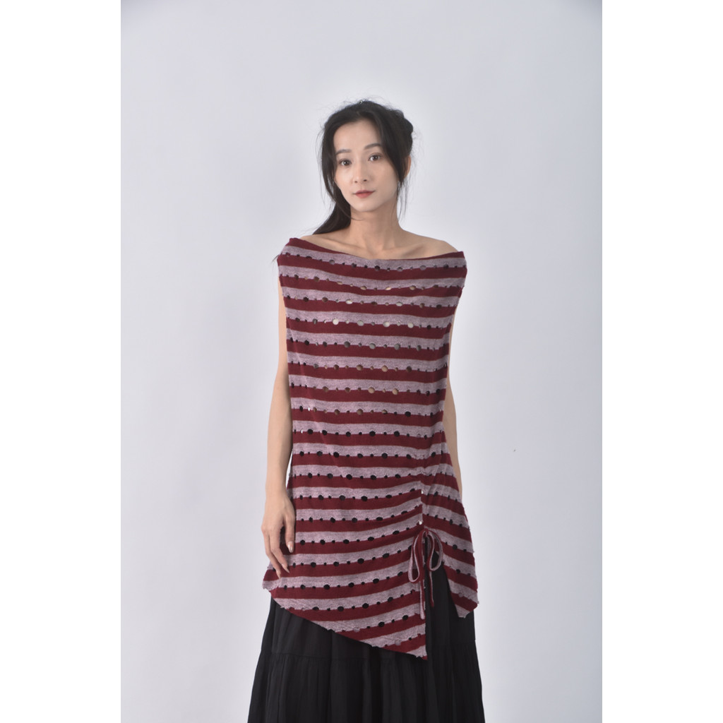 (L) 圓領紅色上衣二手衣, , large