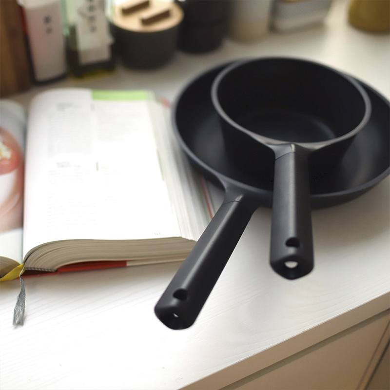 JIA Companion Non-Stick Sauce Pan 18cm,BlacK, , large