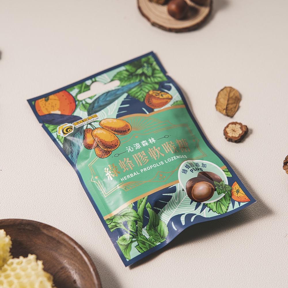[蜜蜂故事館] 沁涼森林綠蜂膠軟喉糖(4入組), , large