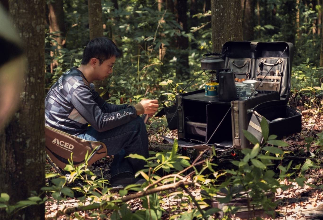 【城市旅人｜山海任務】 重機包裝備 TRAIL BOX 露營箱 尺寸 M 42公升 森林綠色, , large