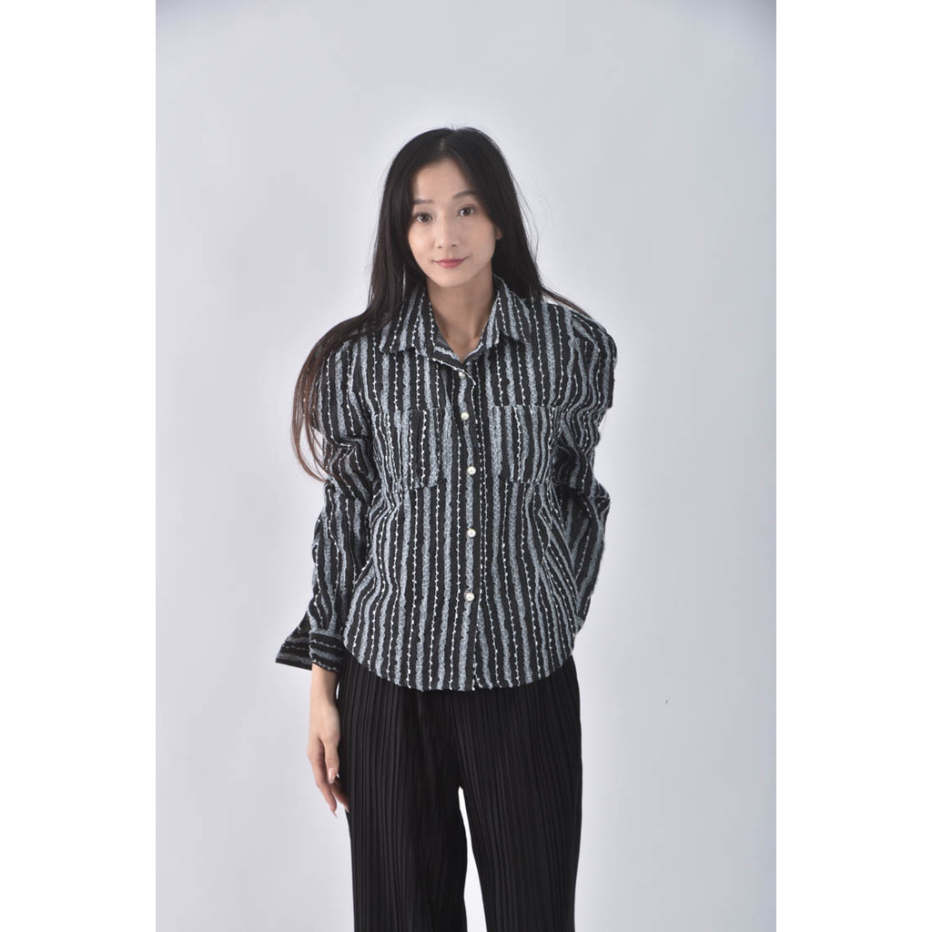 (M) victoria queen韓牌質感條紋黑色長袖上衣二手衣, , large