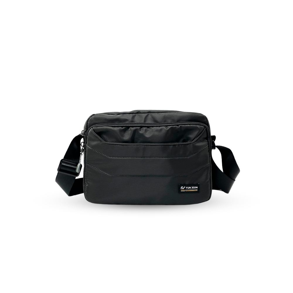 【YUNJOIN】Tech Horizontal Multi-Layer Crossbody Bag, , large