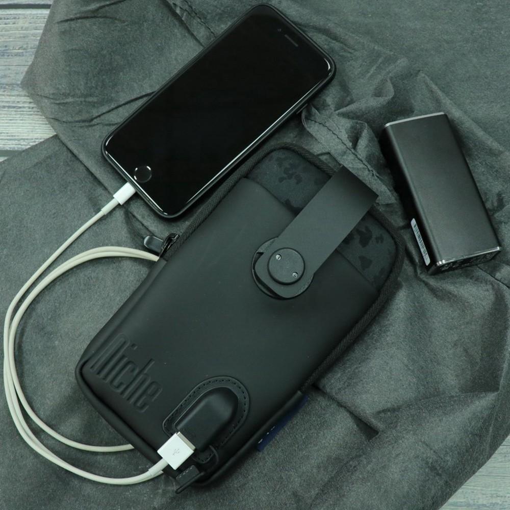 【Niche 樂奇】皮革USB充電手機袋 N-19807 (附肩背帶), , large